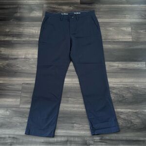 LL Bean 513007 Comfort Stretch Waist Chino Pants Mens Size 34x32 Navy New